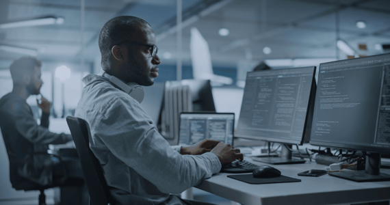 What are the main advantages of cyber security?