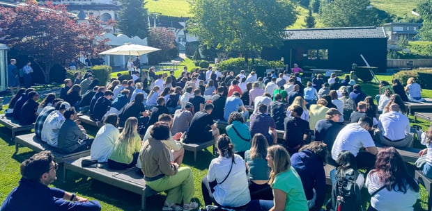 finance_teams_intro_careers_0925